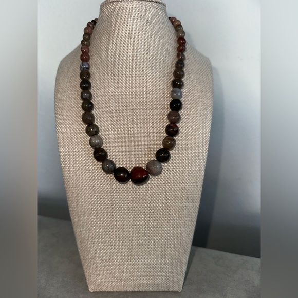 Multi color bead necklace by Jay King - Picture 4 of 13